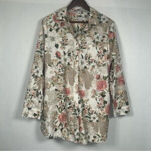 Chico's No Iron Chic Stretch Multicolor Floral Button Down Blouse